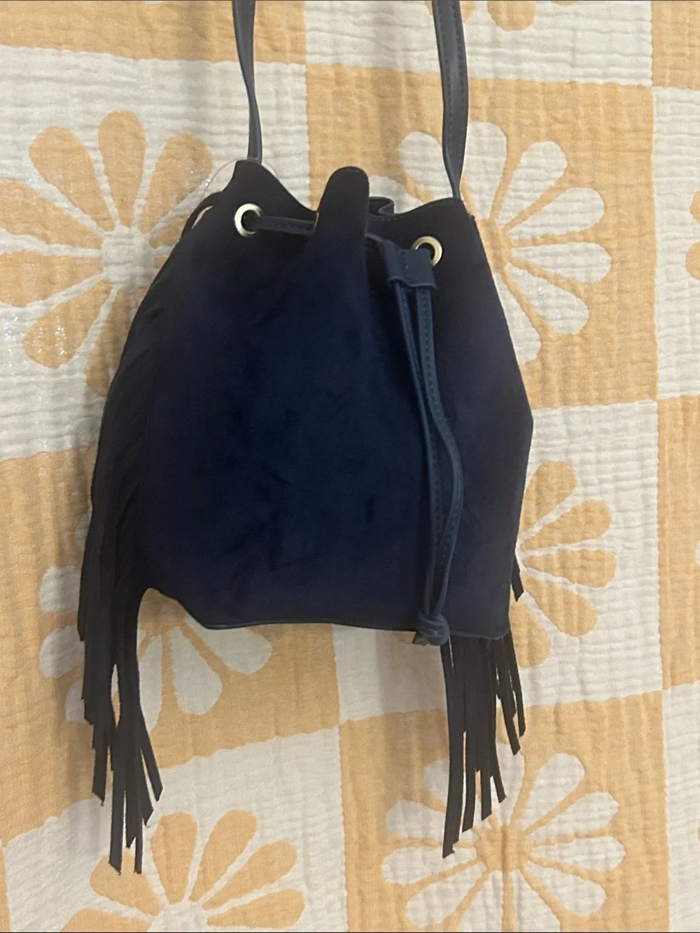 Suede Fringe Drawstring Bucket Bag - Navy